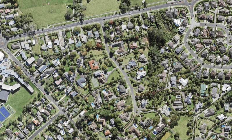 5 Wainoni Heights, Greenhithe, Auckland - Carousel 1