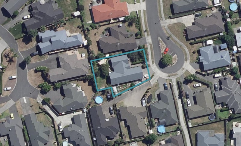 8 Belgrave Court, Huntington, Hamilton - Carousel 1