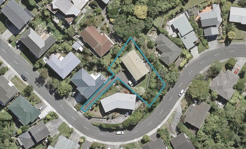 82 Tirohanga Road, Tirohanga, Lower Hutt - Carousel 1