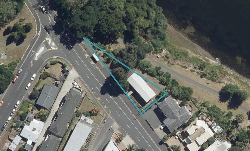 1240 Victoria Street, Whitiora, Hamilton - Carousel 1