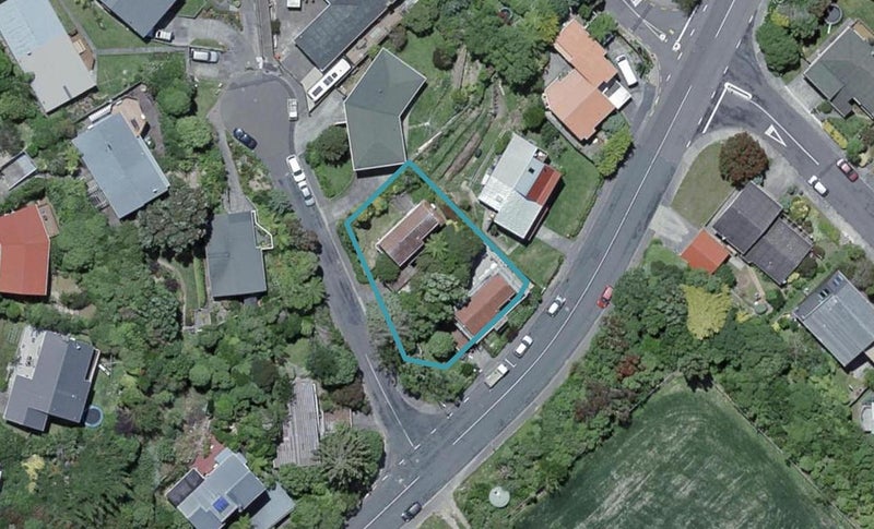 2 Randolph Road, Crofton Downs, Wellington - Carousel 1