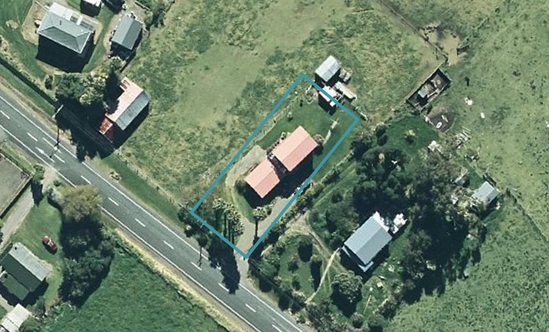 6638 State Highway 35, Te Kaha, Opotiki - Carousel 1