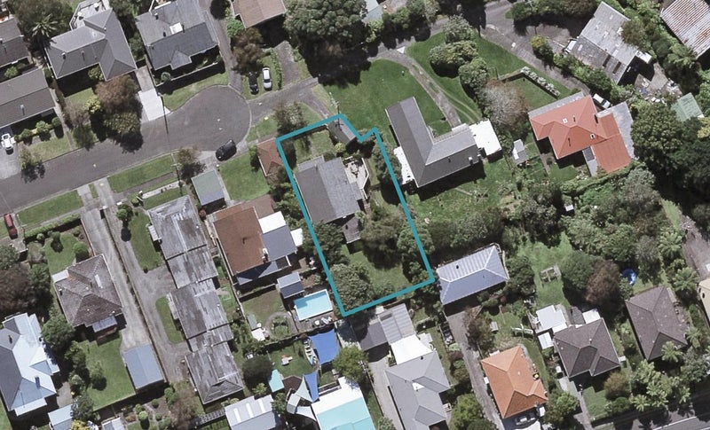 18 Rawhiti Street, Vogeltown, New Plymouth - Carousel 1