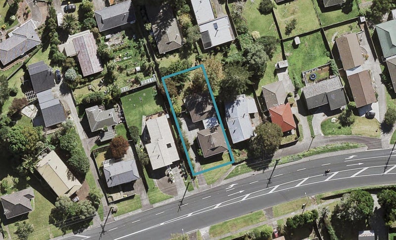 1/371 Wairau Road, Totara Vale, Auckland - Carousel 1