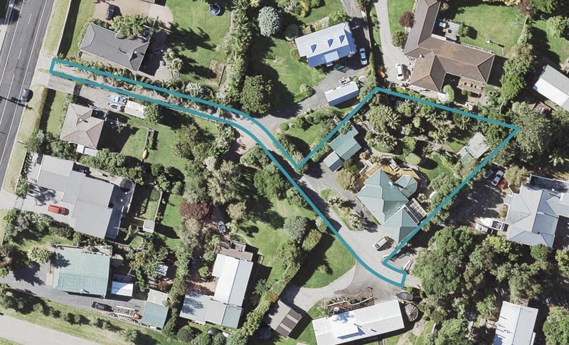 6 Lomeer Way, Beachlands, Auckland - Carousel 1