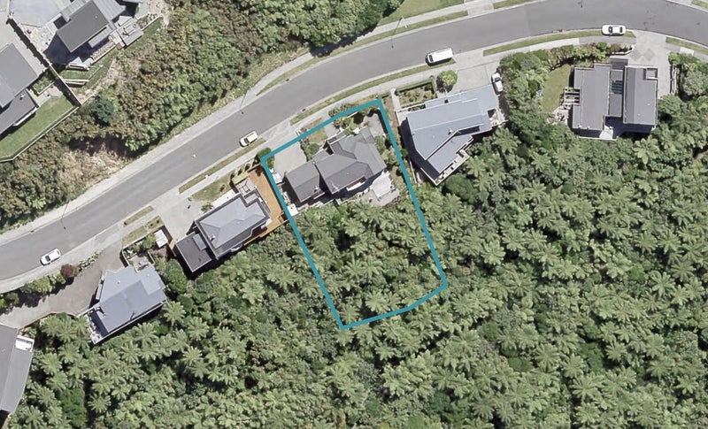 15 Arahiwi Grove, Tirohanga, Lower Hutt - Carousel 1
