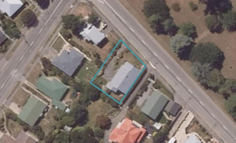 108 Perth Street, Holmes Hill, Oamaru - Carousel 1