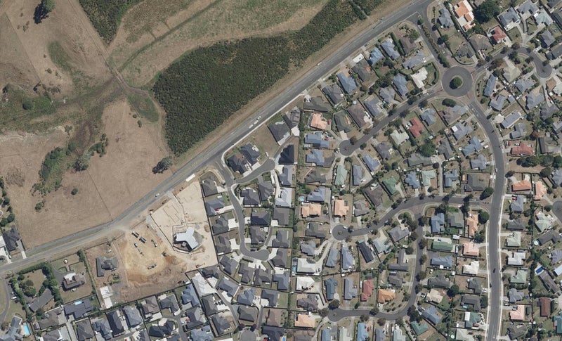8 Olly Close, Grandview Heights, Hamilton - Carousel 1