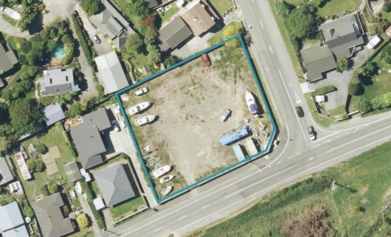 231 Waikawa Road, Waikawa, Picton - Carousel 1