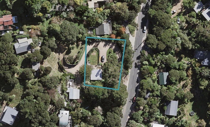 24 Palm Road, Palm Beach, Waiheke Island - Carousel 1