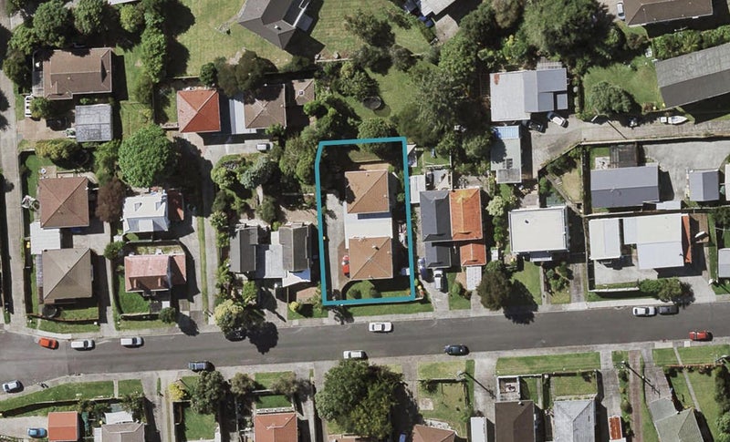 1/7 Lambrown Drive, Tōtara Vale, Auckland - Carousel 1