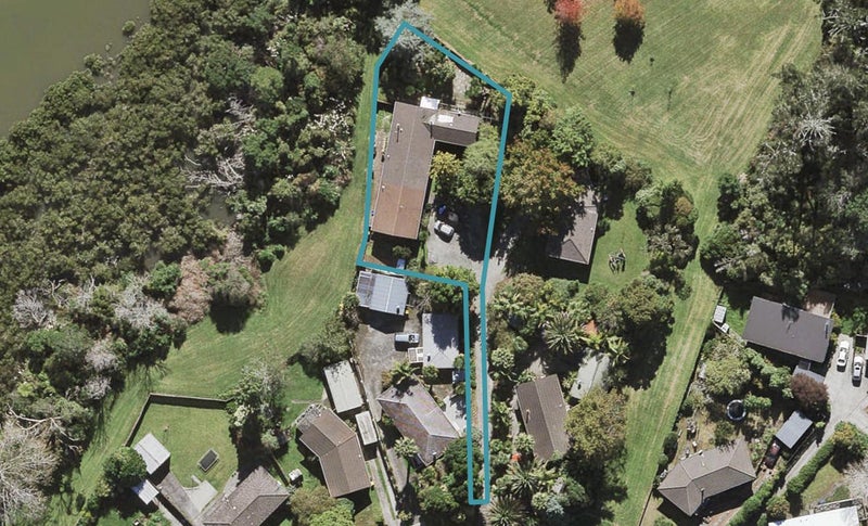65 Riverpark Crescent, Henderson, Auckland - Carousel 1
