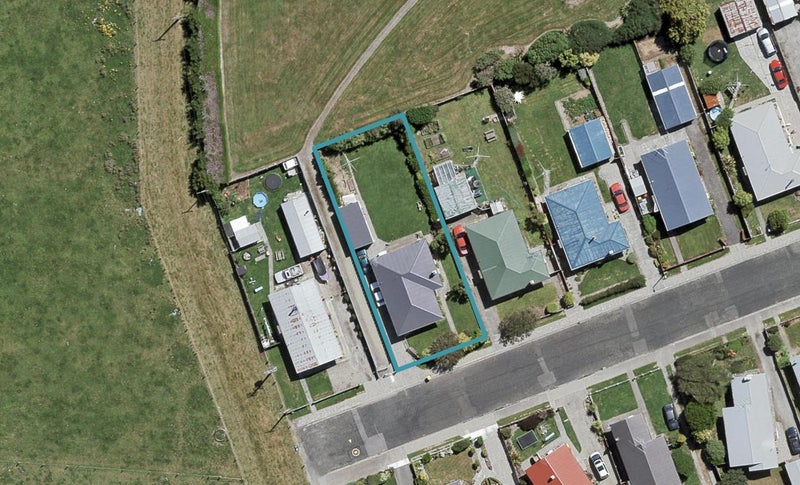 22 Nevis Crescent, Grasmere, Invercargill - Carousel 1