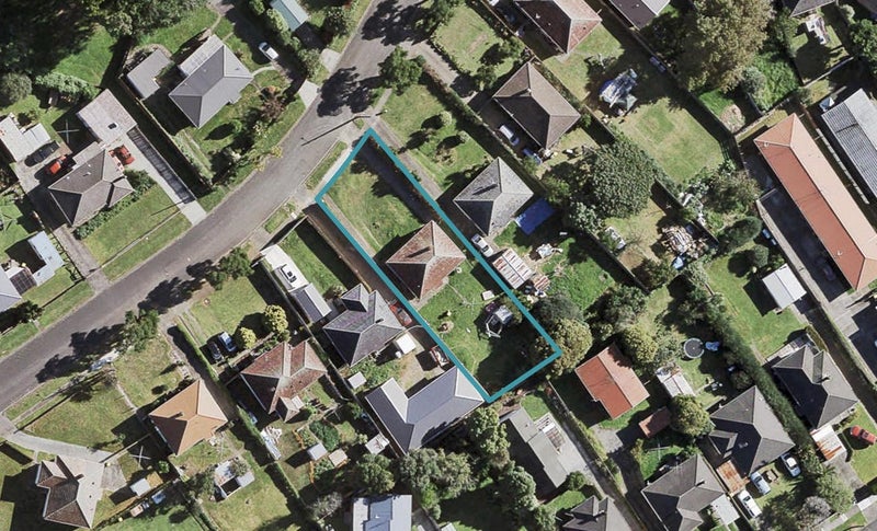 24 Kennelly Crescent, Pukekohe, Pukekohe - Carousel 1