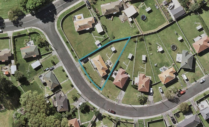 52 Plymouth Crescent, Bayswater, Auckland - Carousel 1