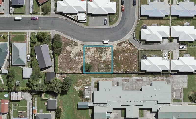 71 Lothian Crescent, Strathern, Invercargill - Carousel 1