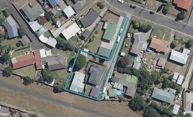 8A Cricket Place, Melville, Hamilton - Carousel 1