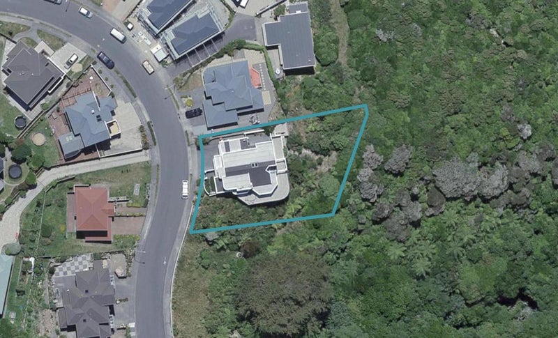 47 Tamworth Crescent, Newlands, Wellington - Carousel 1