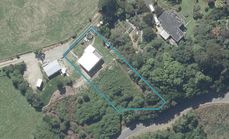 32 Strawberry Lane, Sawyers Bay, Port Chalmers - Carousel 1