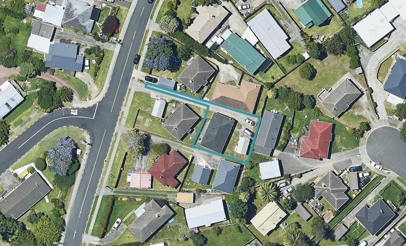 7A Cook Street, Gate Pa, Tauranga - Carousel 1