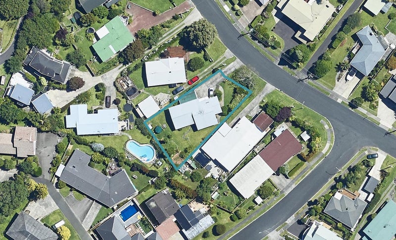 18 Matua Road, Matua, Tauranga - Carousel 1