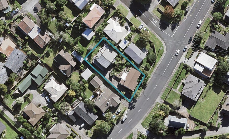 2/125 Manuka Road, Bayview, Auckland - Carousel 1