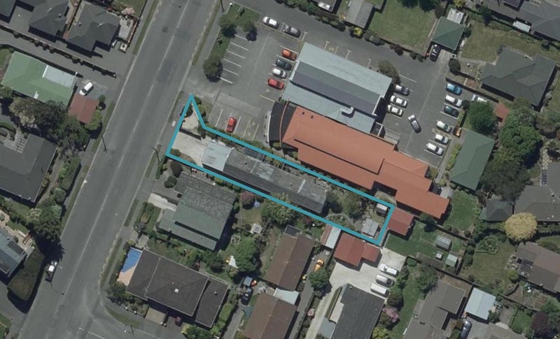 1/98 Avonhead Road, Avonhead, Christchurch - Carousel 1
