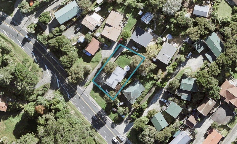 522A Whangaparaoa Road, Stanmore Bay, Whangaparaoa - Carousel 1