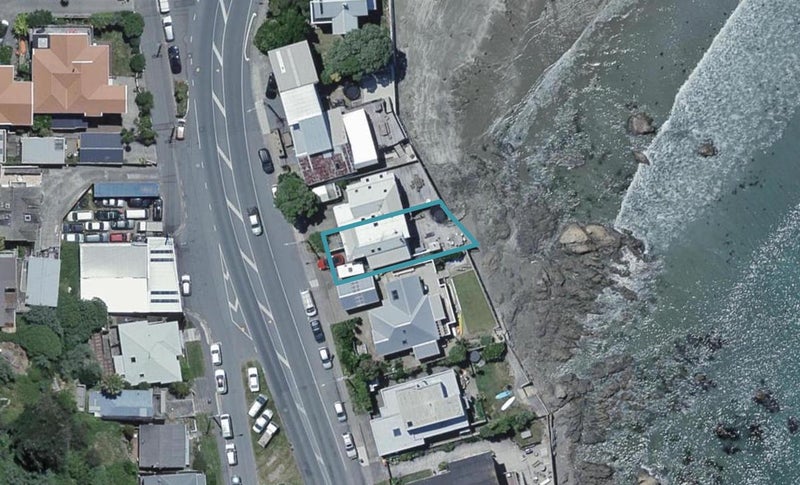 255 Queens Drive, Lyall Bay, Wellington - Carousel 1