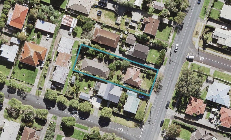 1/79 Astley Avenue, New Lynn, Auckland - Carousel 1