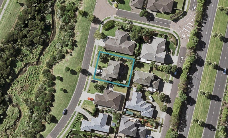 15 Kellaway Drive, East Tamaki, Auckland - Carousel 1