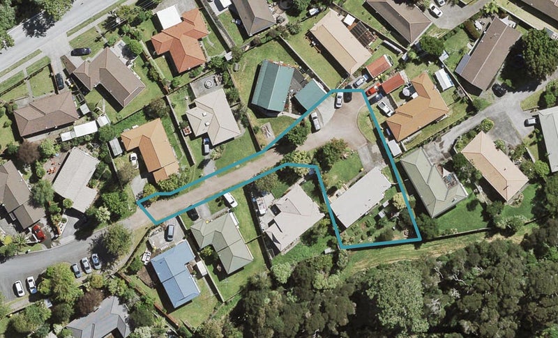 18 Jacinta Grove, Swanson, Auckland - Carousel 1