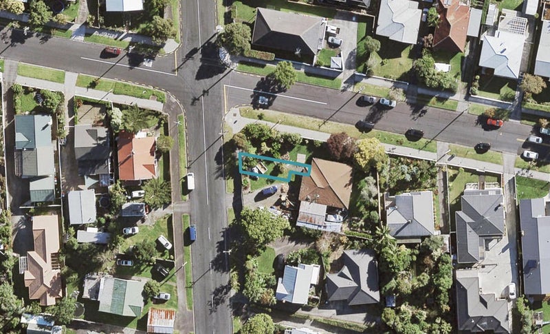 2/45 Methuen Road, New Windsor, Auckland - Carousel 1