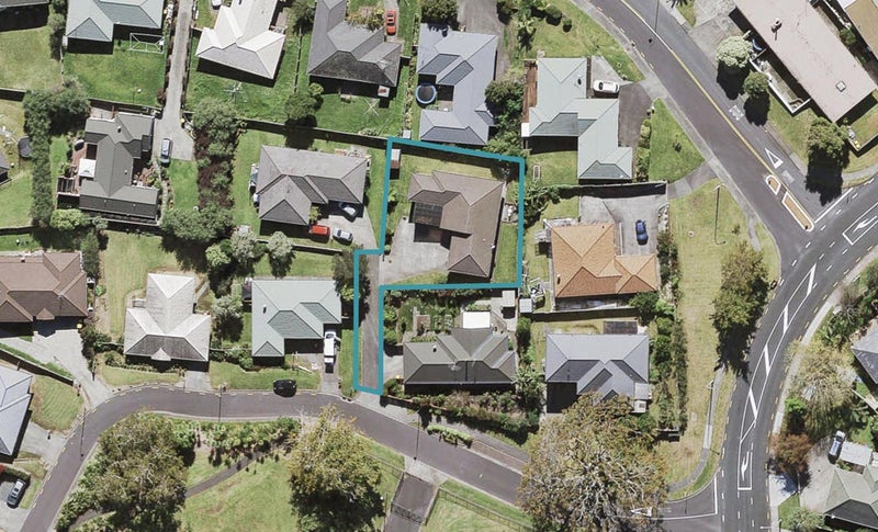 5 Carling Avenue, Massey, Auckland - Carousel 1