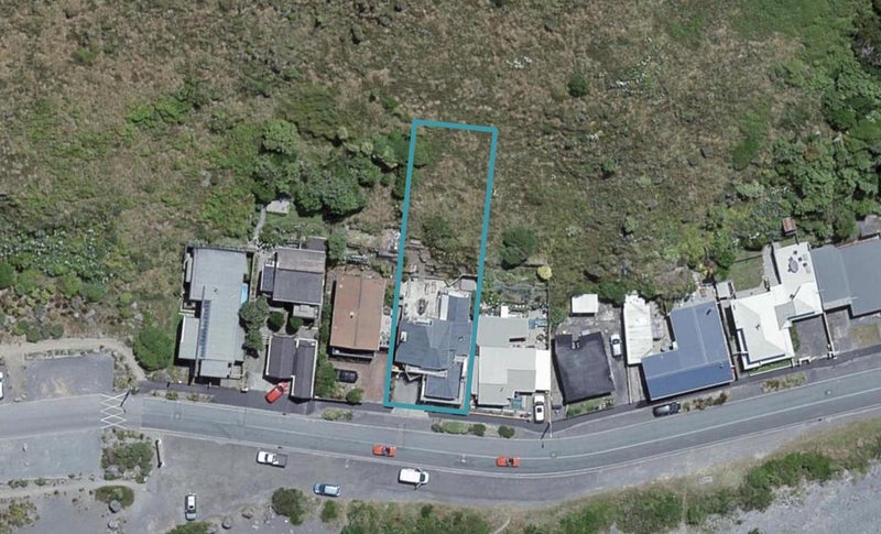 170 Owhiro Bay Parade, Owhiro Bay, Wellington - Carousel 1