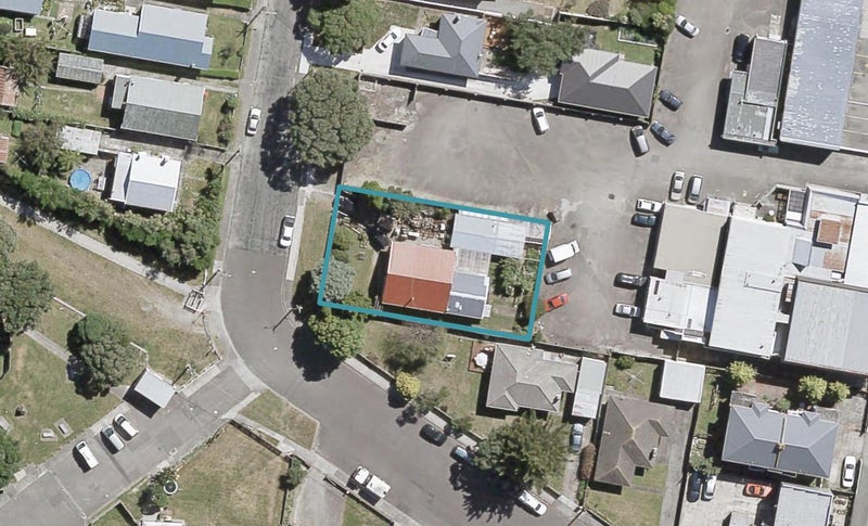 2 Pitt Street, Moera, Lower Hutt - Carousel 1