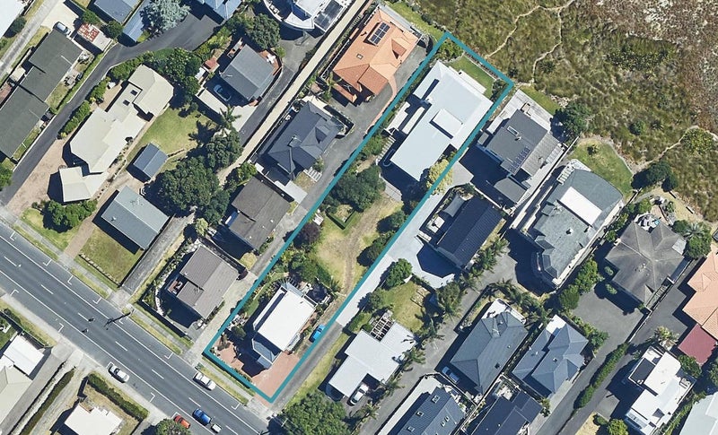 345 Oceanbeach Road, Mount Maunganui, Mount Maunganui - Carousel 1