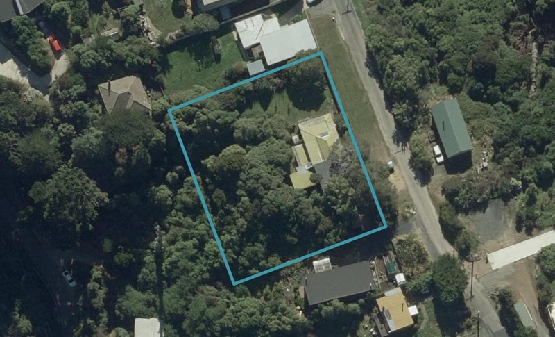 62 Oxley Crescent, Broad Bay, Dunedin - Carousel 1