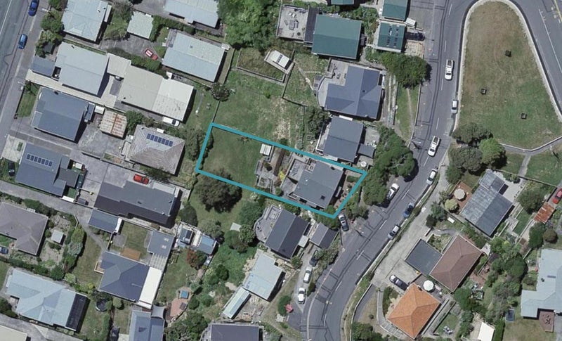 19 Awa Road, Miramar, Wellington - Carousel 1
