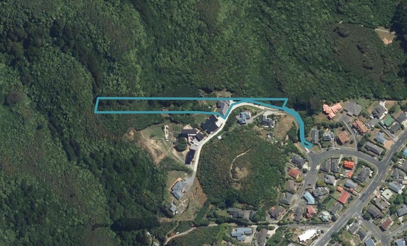 8 Karearea Lane, Maungaraki, Lower Hutt - Carousel 1