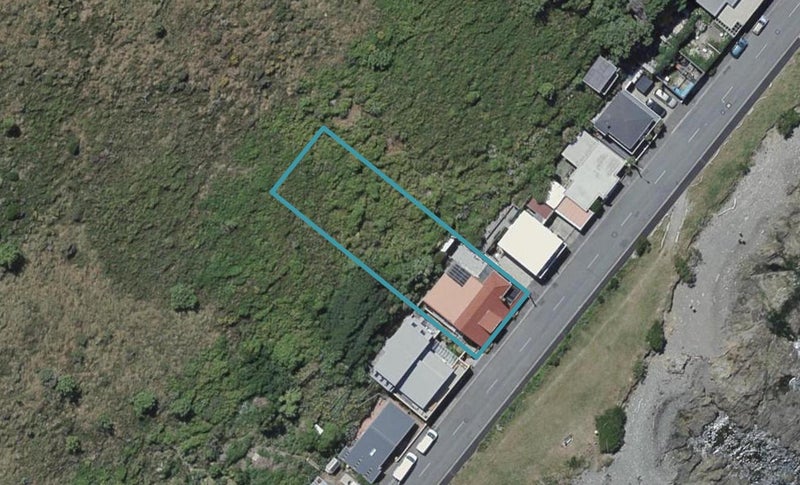 124 Owhiro Bay Parade, Owhiro Bay, Wellington - Carousel 1