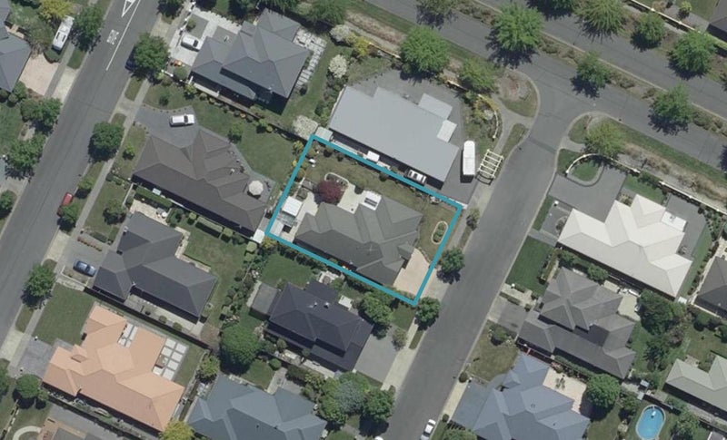 4 Jasper Place, Northwood, Christchurch - Carousel 1