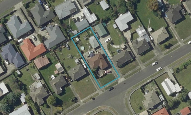 9 Clyde Crescent, Roslyn, Palmerston North - Carousel 1