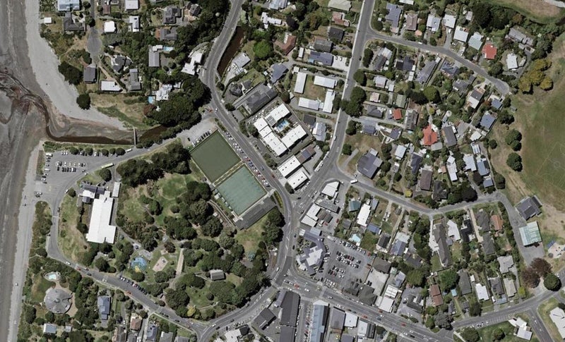 1/2 Matatua Road, Raumati Beach, Paraparaumu - Carousel 1