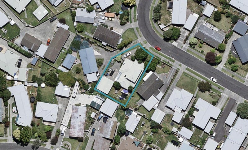 35 Liverpool Crescent, Tamatea, Napier - Carousel 1