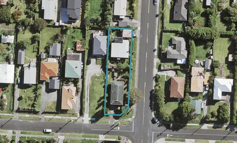 43A Captain Scott Road, Glen Eden, Auckland - Carousel 1