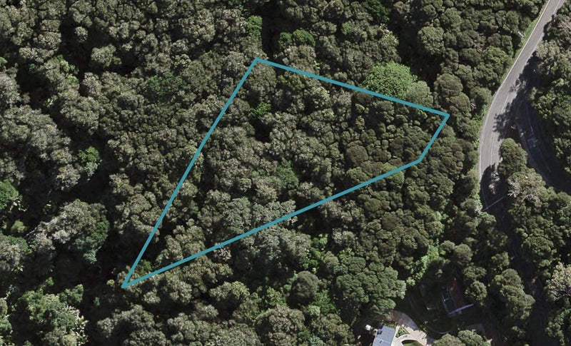 4 O'Brien Road, Omiha, Waiheke Island - Carousel 1