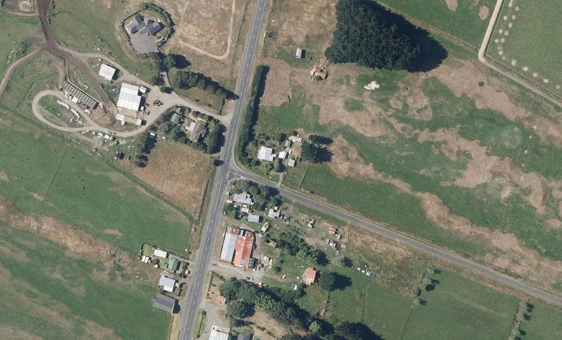 7 Downs Road, Himatangi, Foxton - Carousel 1