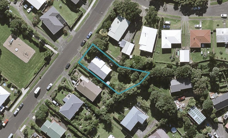 63 Marama Crescent, Spotswood, New Plymouth - Carousel 1