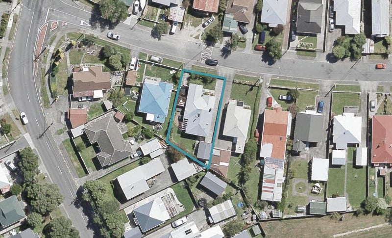 4 Douglas Street, Waiwhetu, Lower Hutt - Carousel 1